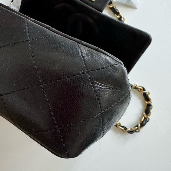 Chanel Vintage Quilted Square Single Flap Handbag Lambskin Black Great Condition - Picture 8 of 16